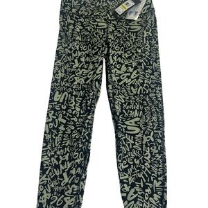 Under Armour Girls YM Youth Medium Motion Printed Ankle Crop Leggings Green 504